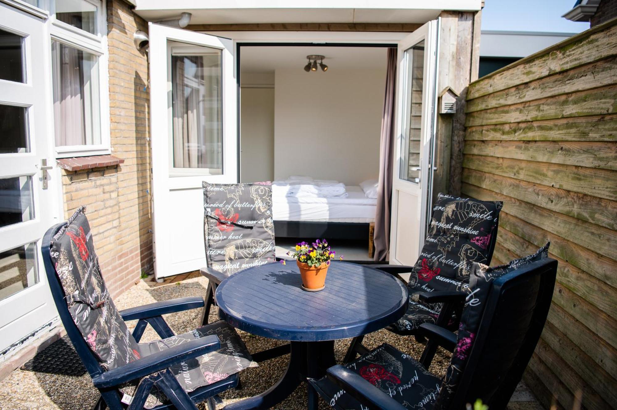 Apartamento De Vlindertuin Nes  Habitación foto